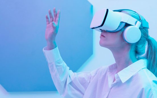 woman-wearing-virtual-reality-simulator